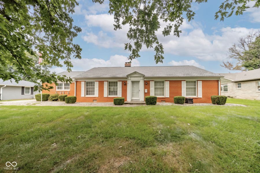 Property photo for 815 Longfellow Road, Anderson, IN