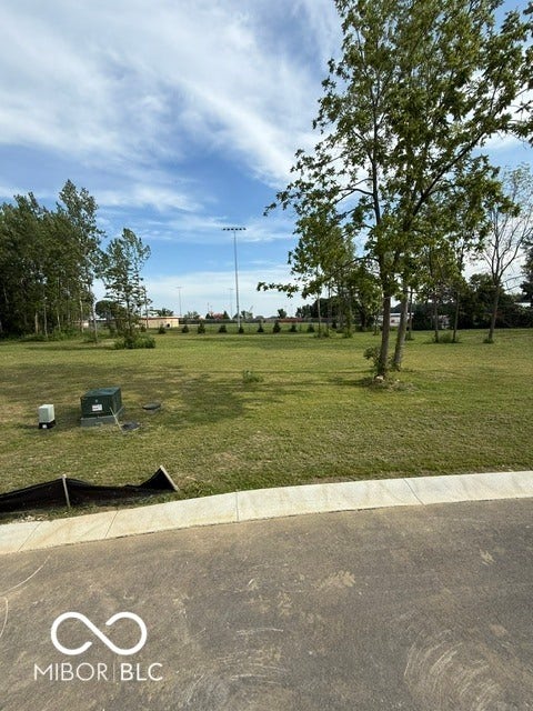Property photo for 4860 Lakeview Drive, Greenwood, IN