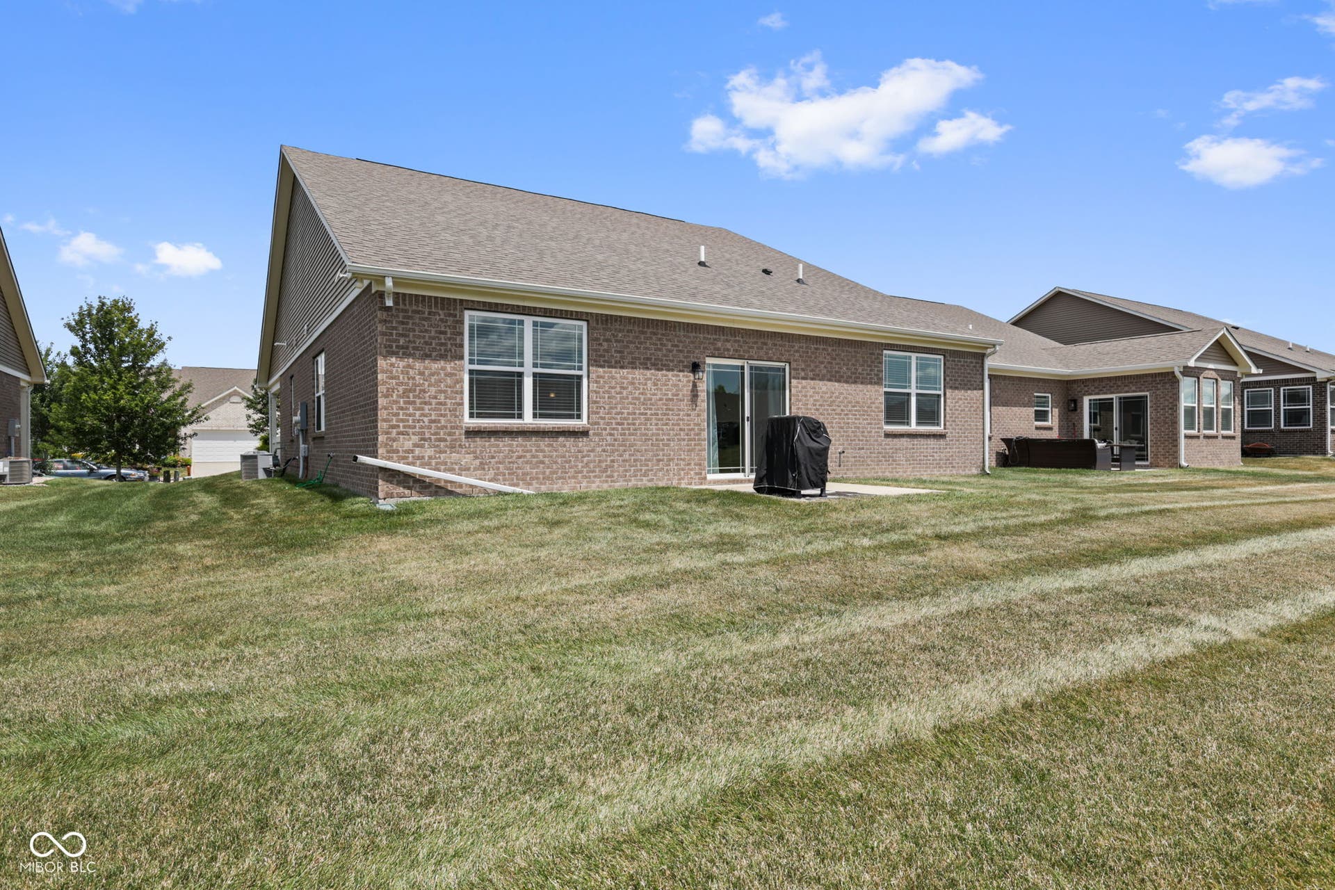 8817 Twain Lane, Indianapolis, IN 46239 8817 Twain Lane, Indianapolis, IN 46239