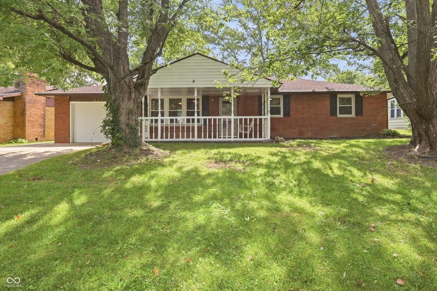 Property photo for 5805 E Carolyn Drive, Muncie, IN