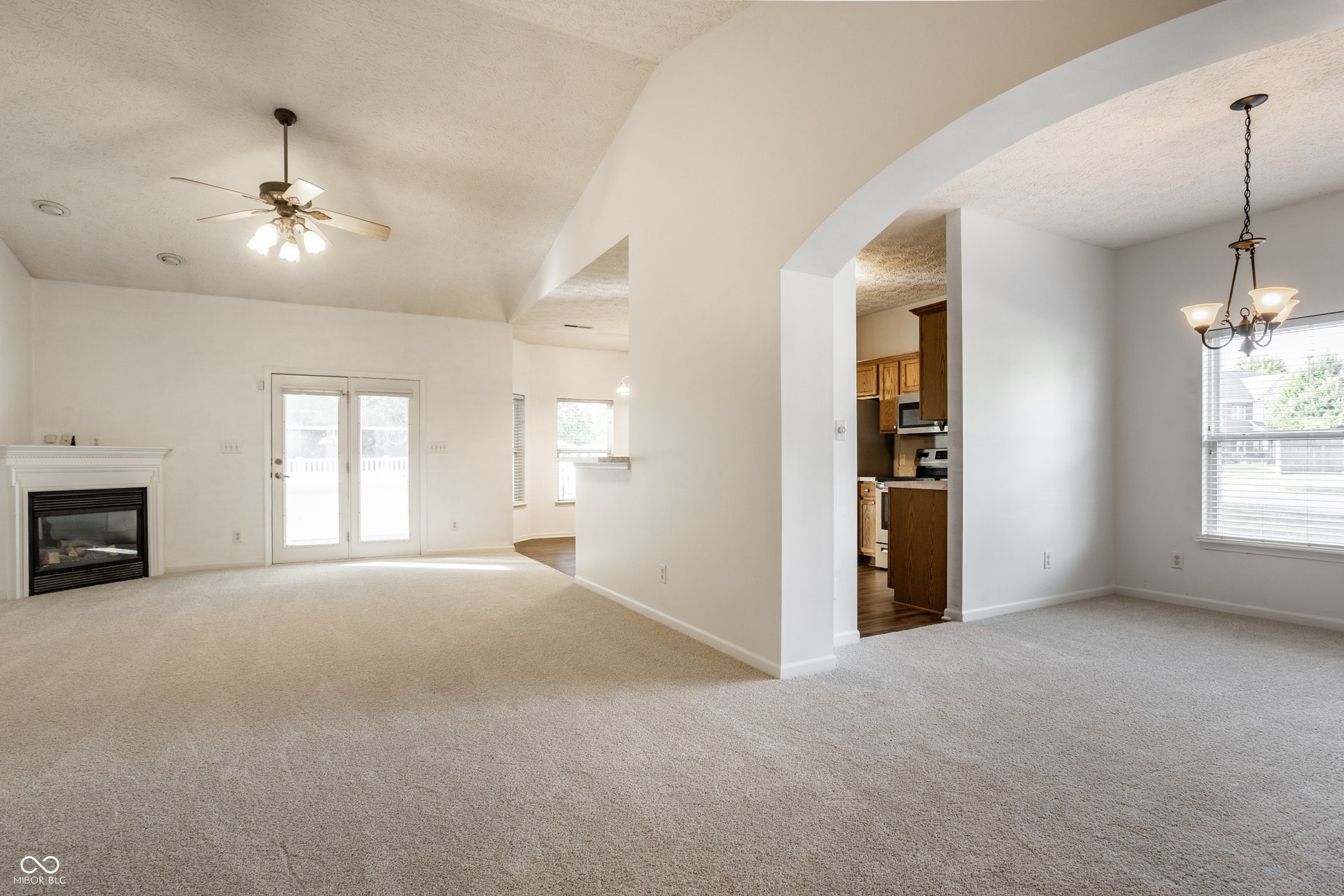 5853 Lost Oaks Drive, Carmel, IN 46033