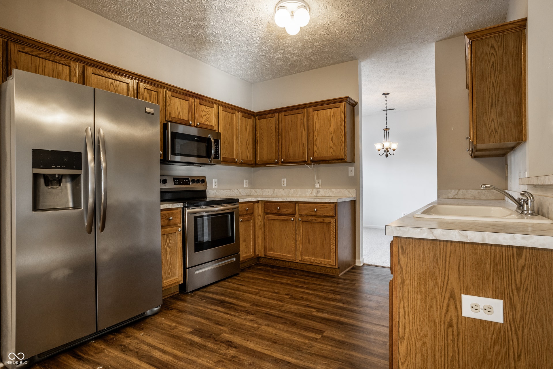 5853 Lost Oaks Drive, Carmel, IN 46033