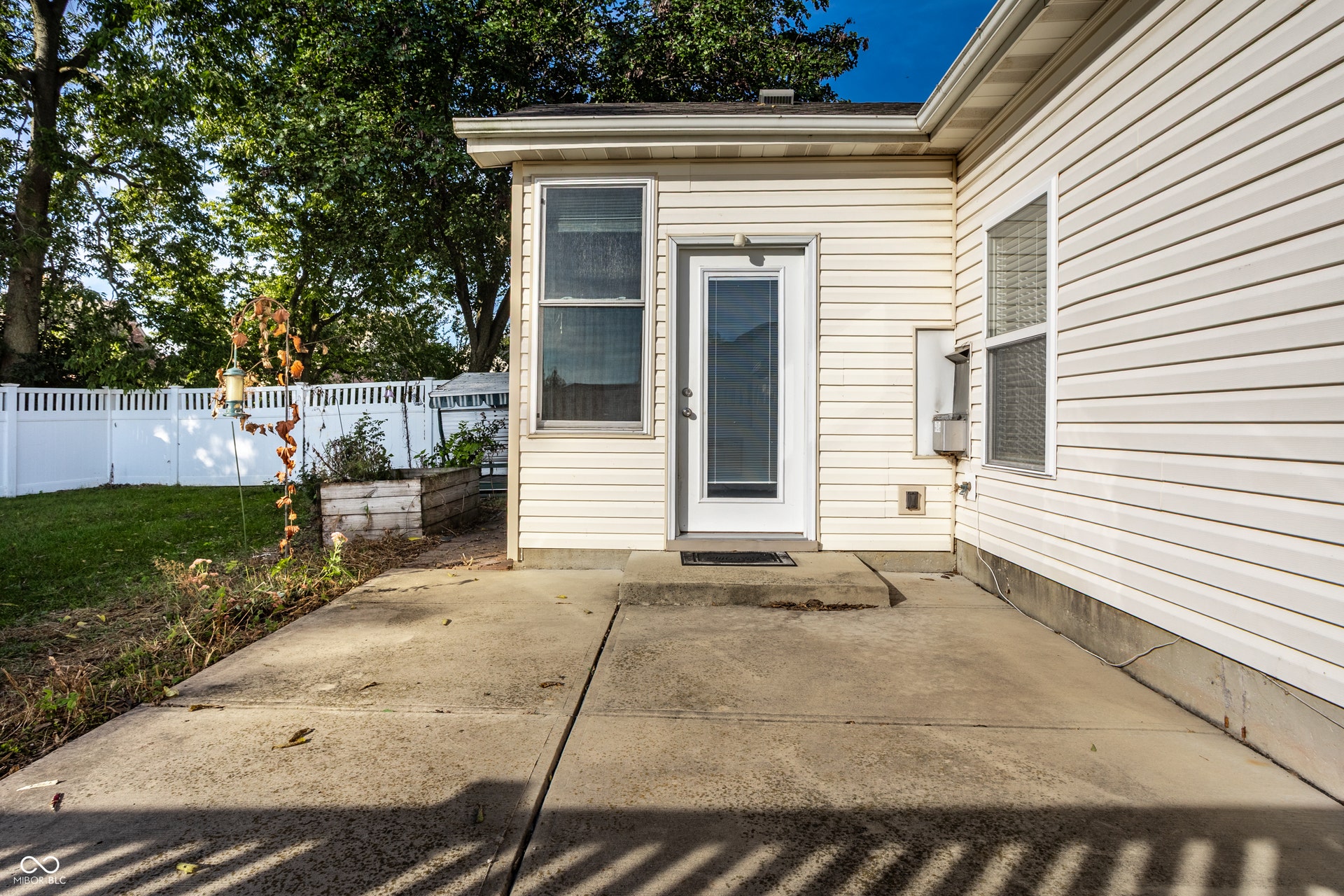 5853 Lost Oaks Drive, Carmel, IN 46033