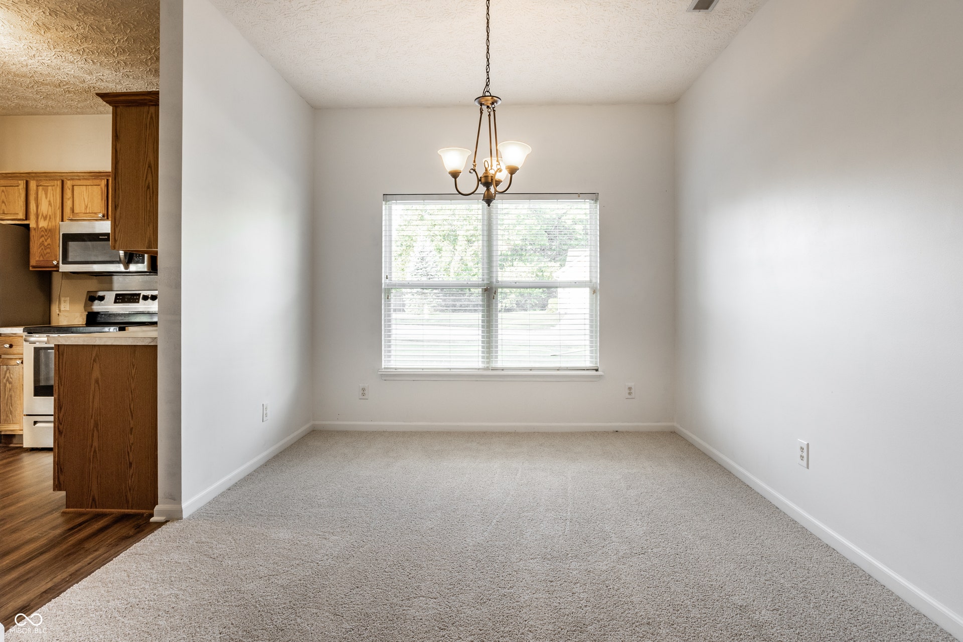 5853 Lost Oaks Drive, Carmel, IN 46033