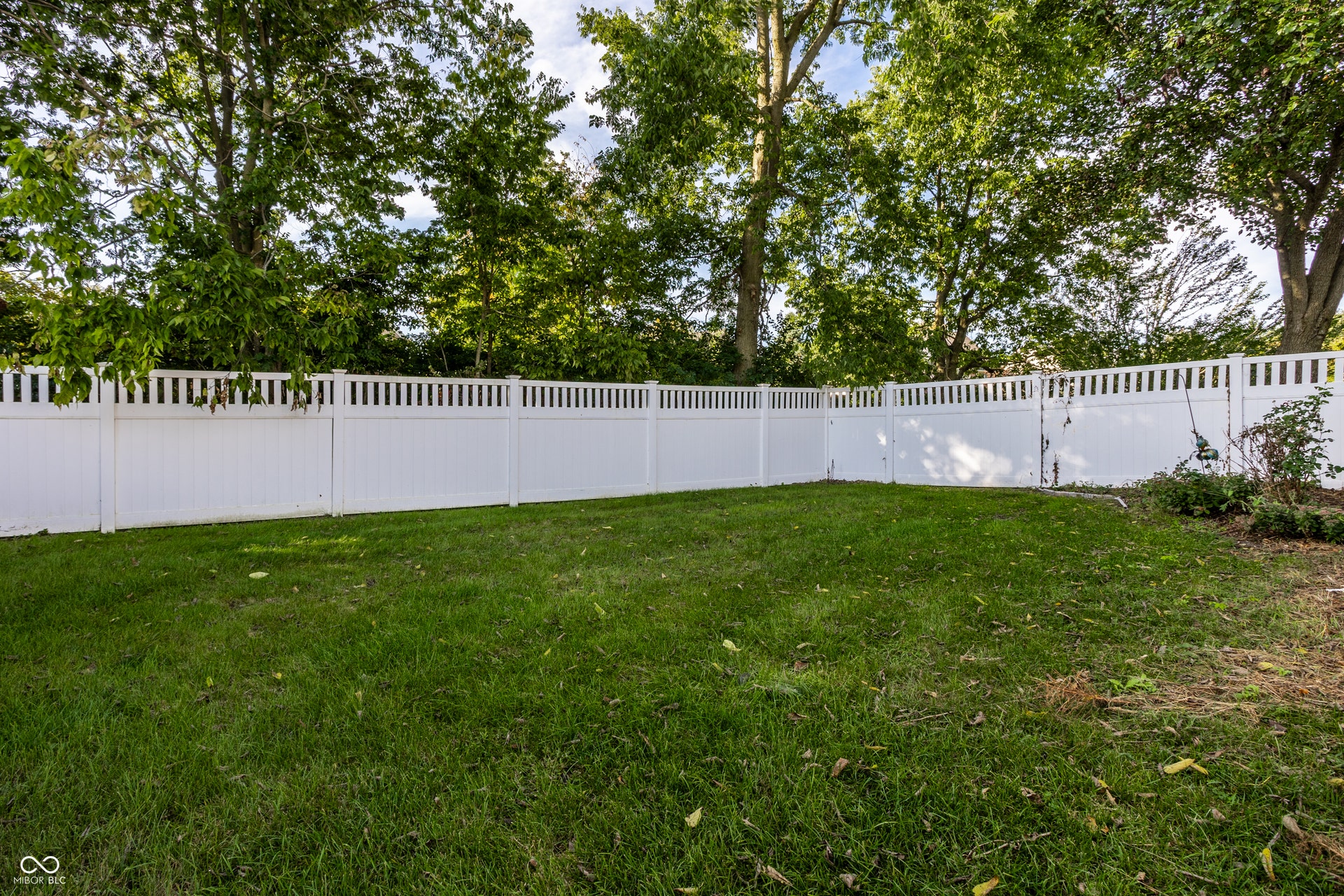 5853 Lost Oaks Drive, Carmel, IN 46033