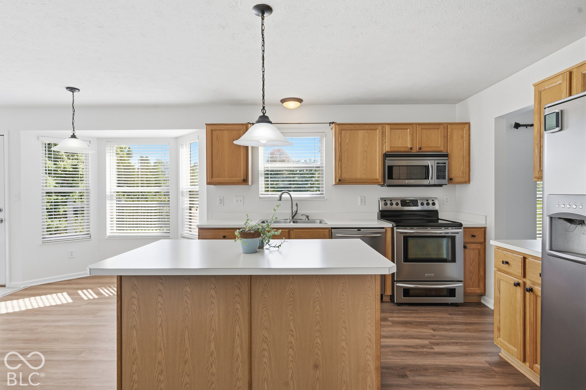 8567 Knoll Crossing, Fishers, IN 46038