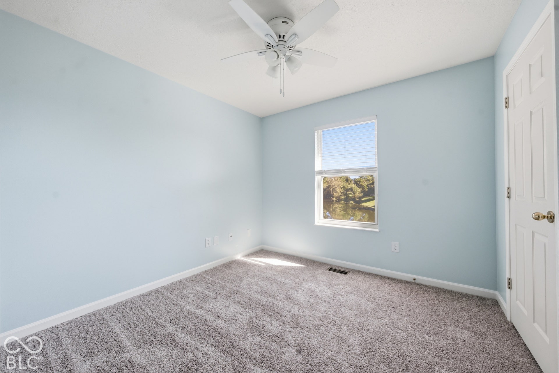 8567 Knoll Crossing, Fishers, IN 46038
