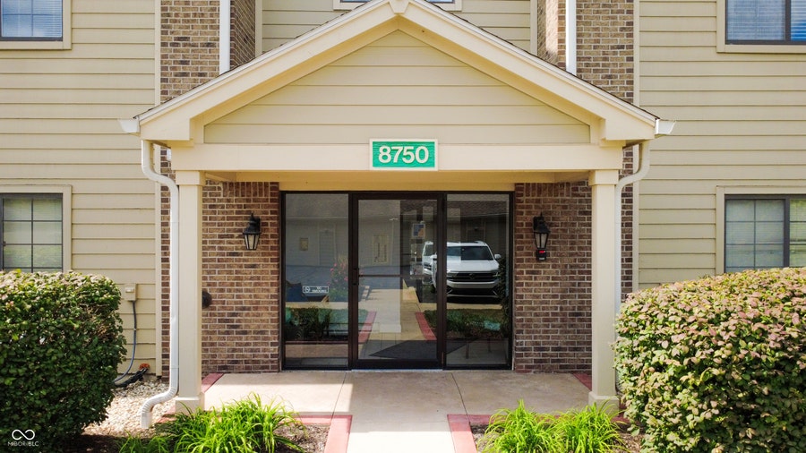 Property photo for 8750 Yardley Court, Indianapolis, IN