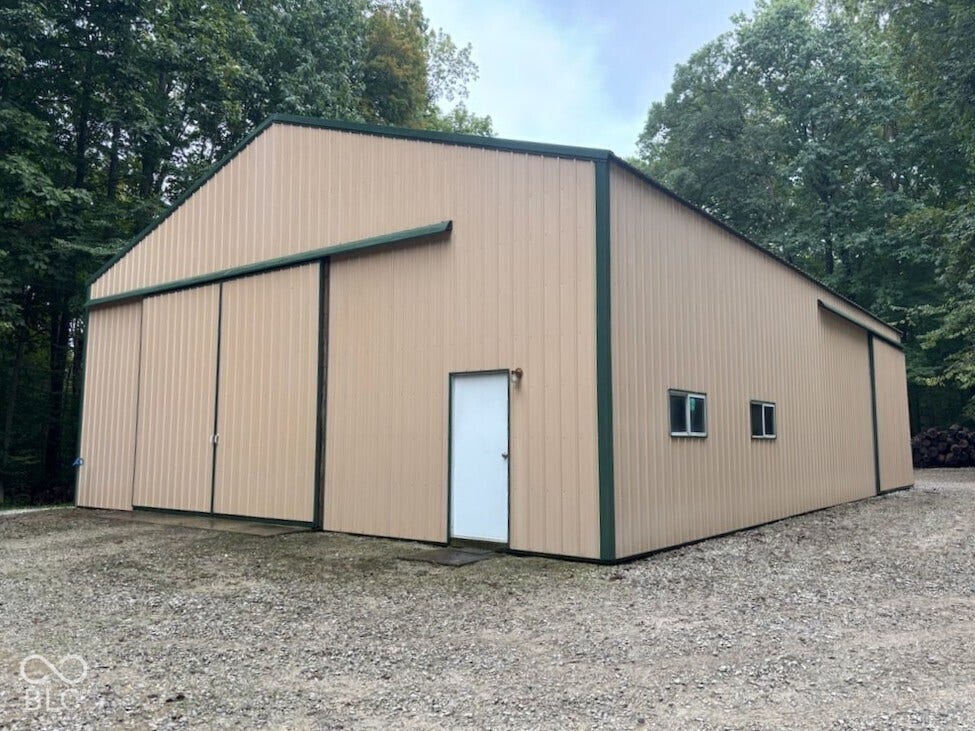 7620 N Hall Road, Monrovia, IN 46157