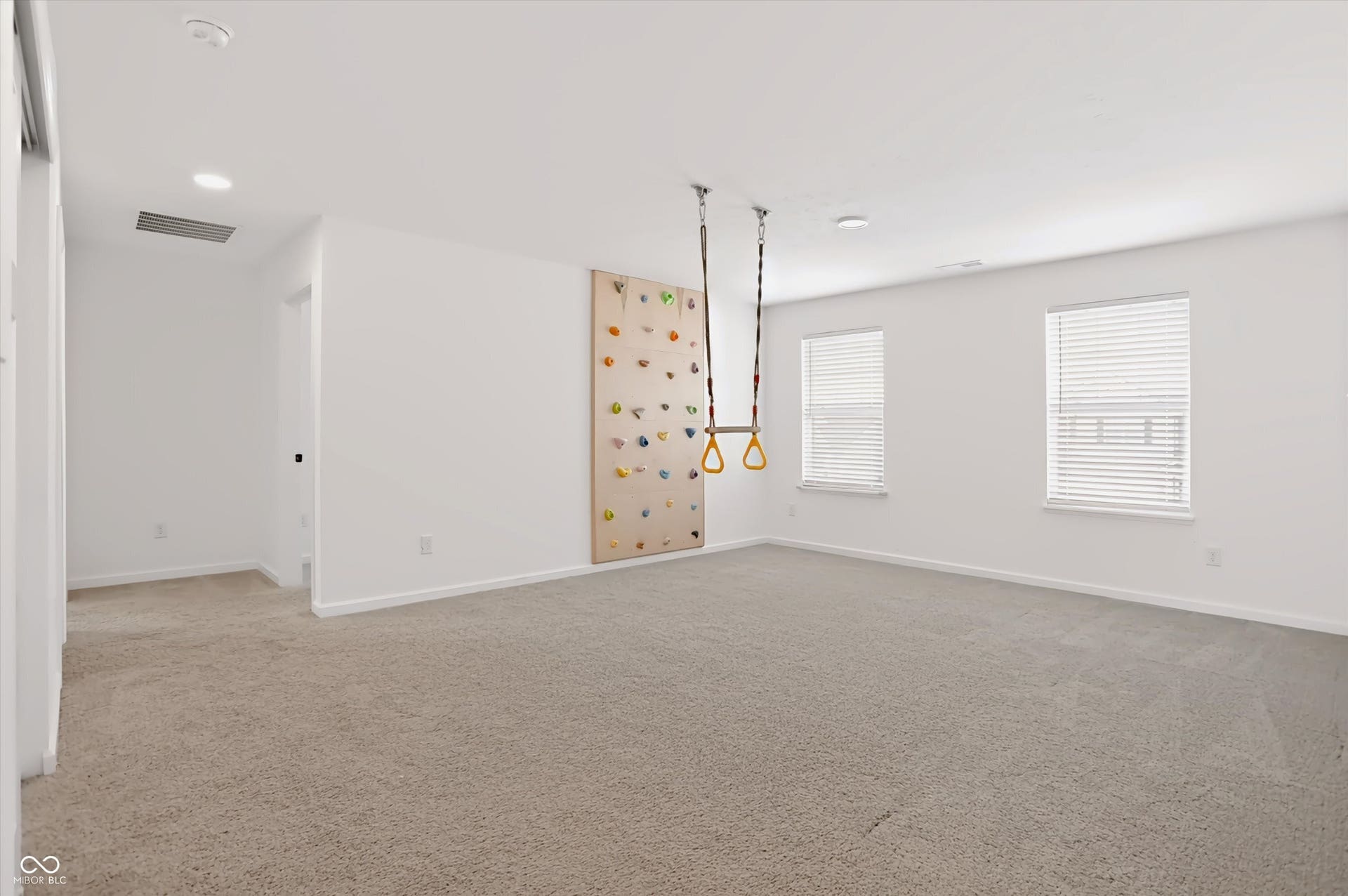 6043 Cedar Shade Way, Indianapolis, IN 46259