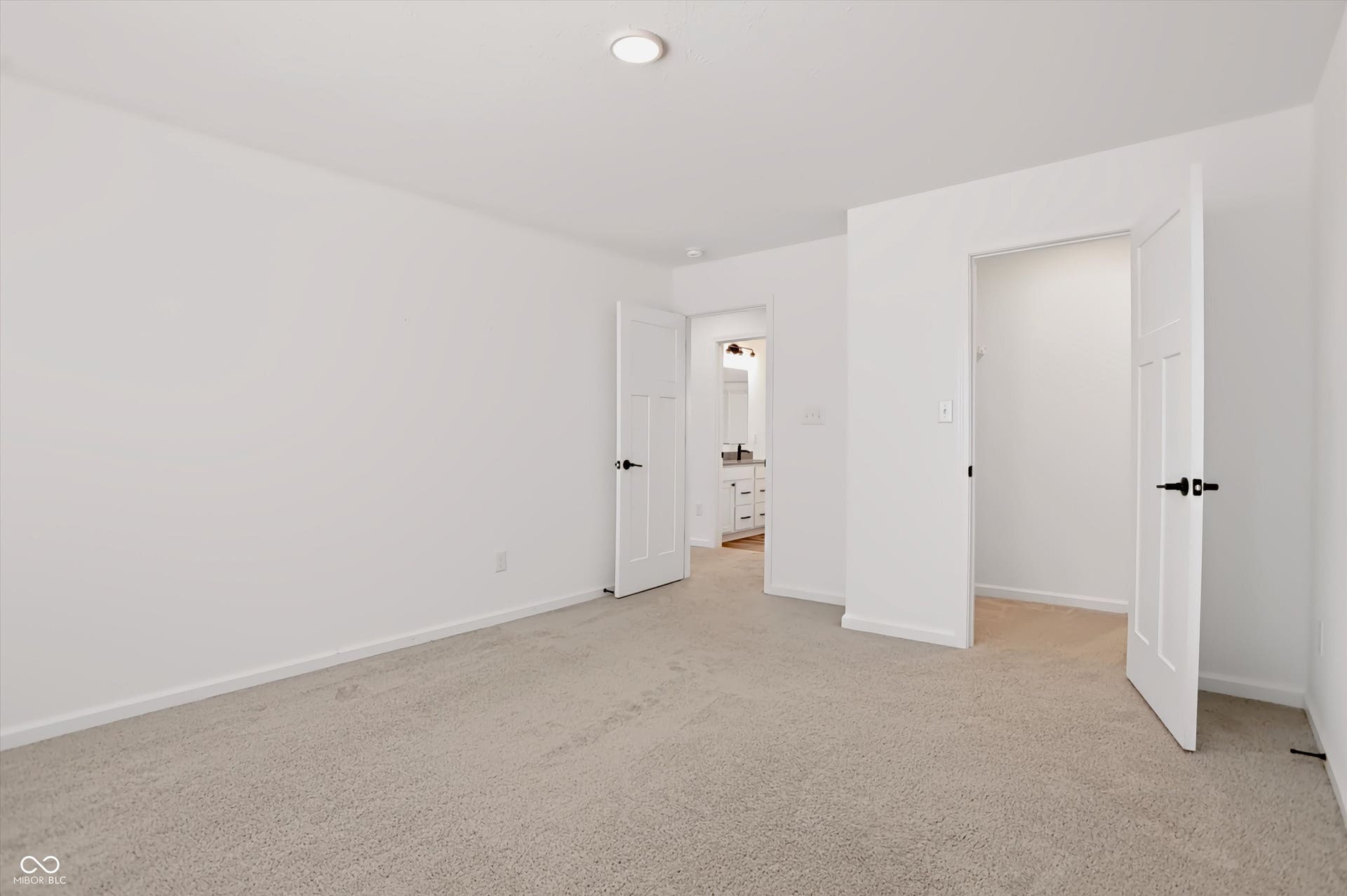 6043 Cedar Shade Way, Indianapolis, IN 46259