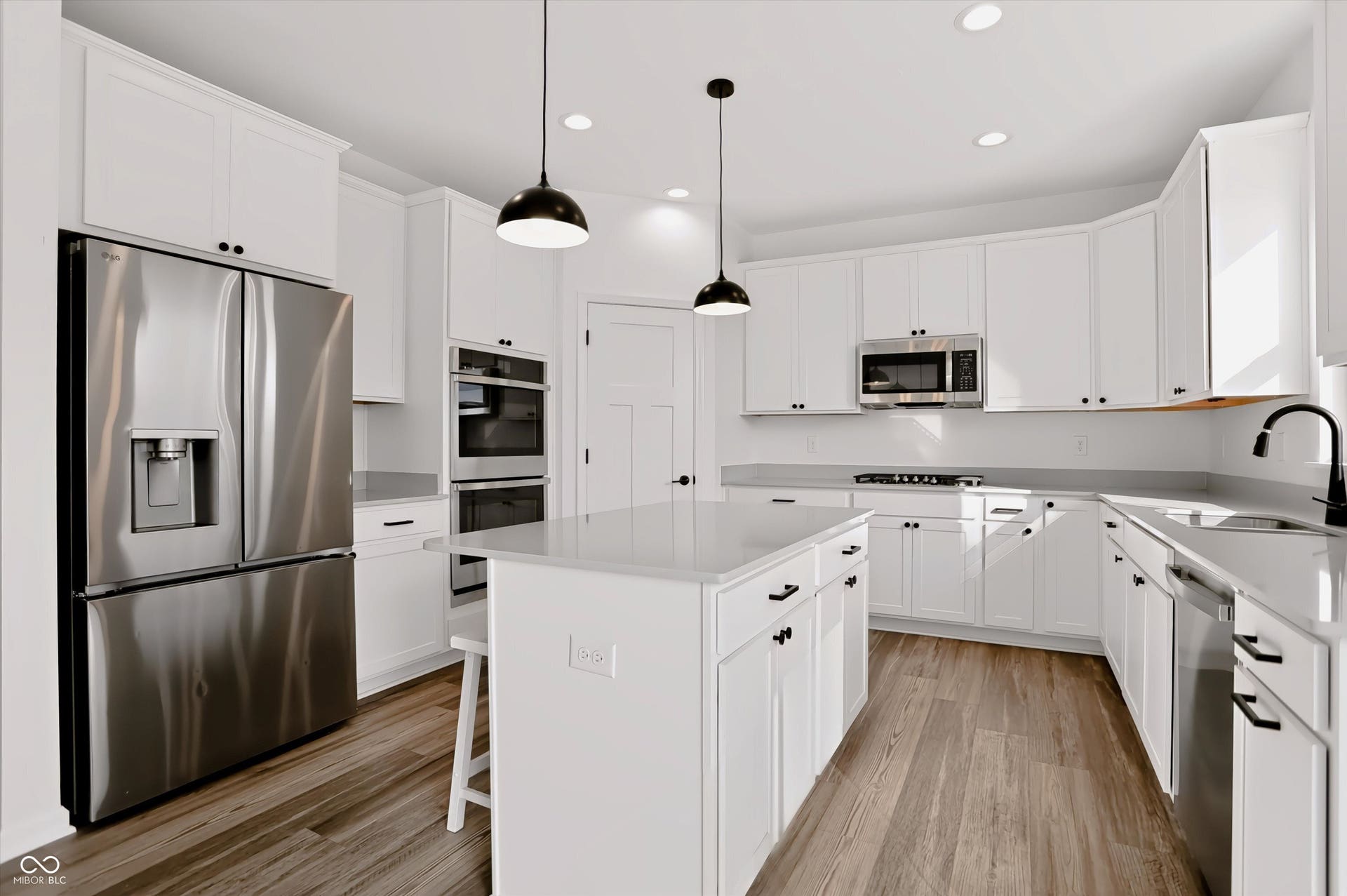 6043 Cedar Shade Way, Indianapolis, IN 46259