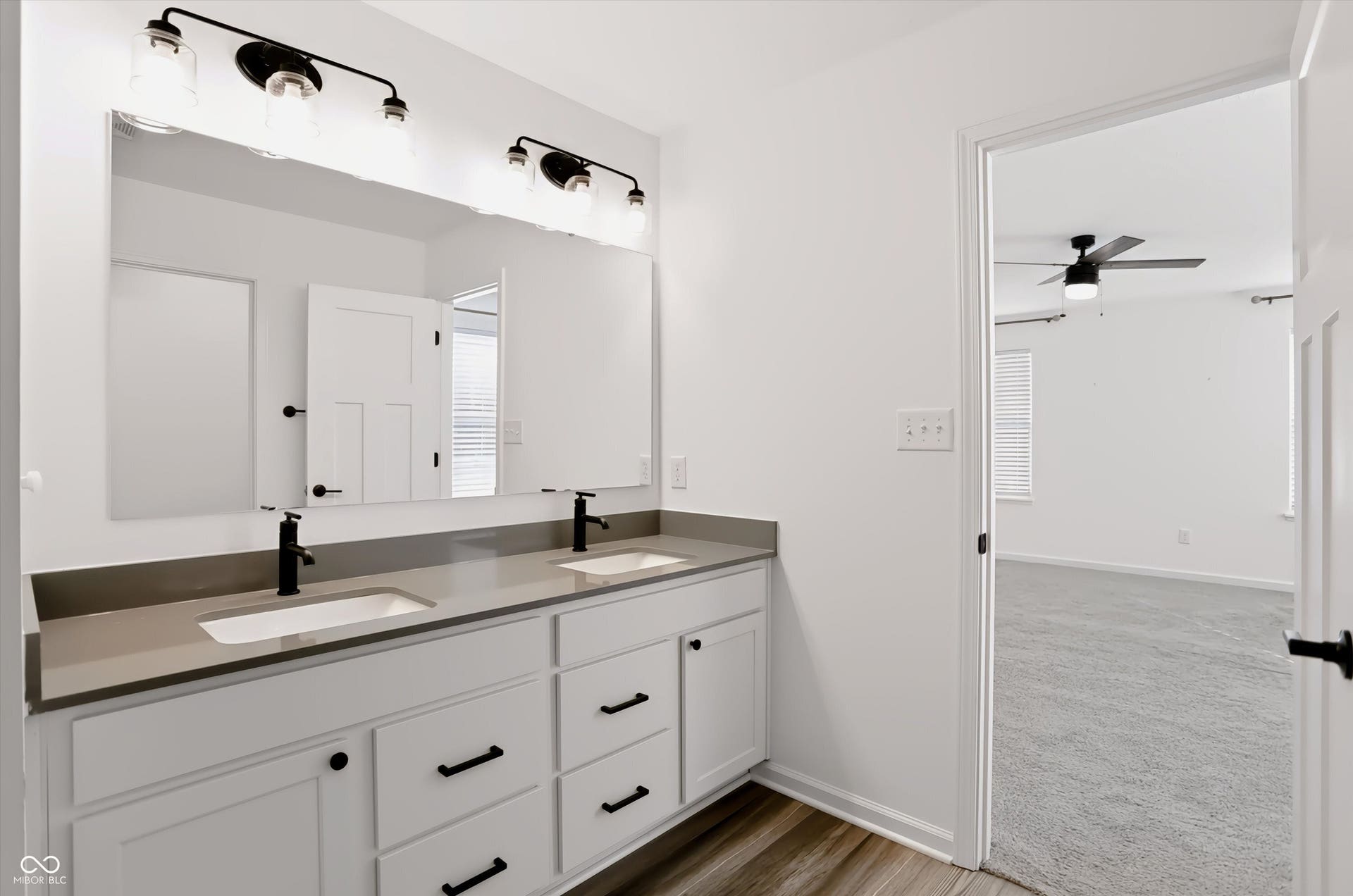 6043 Cedar Shade Way, Indianapolis, IN 46259
