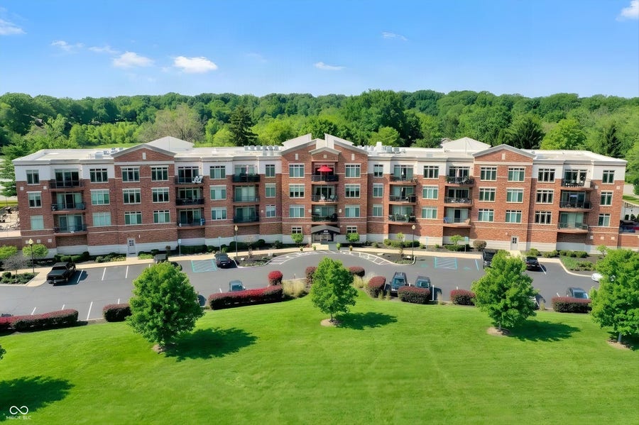 Property photo for 20971 Shoreline Court, Noblesville, IN
