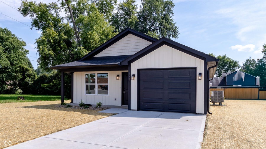 Property photo for 1028 Avenue B, Greencastle, IN