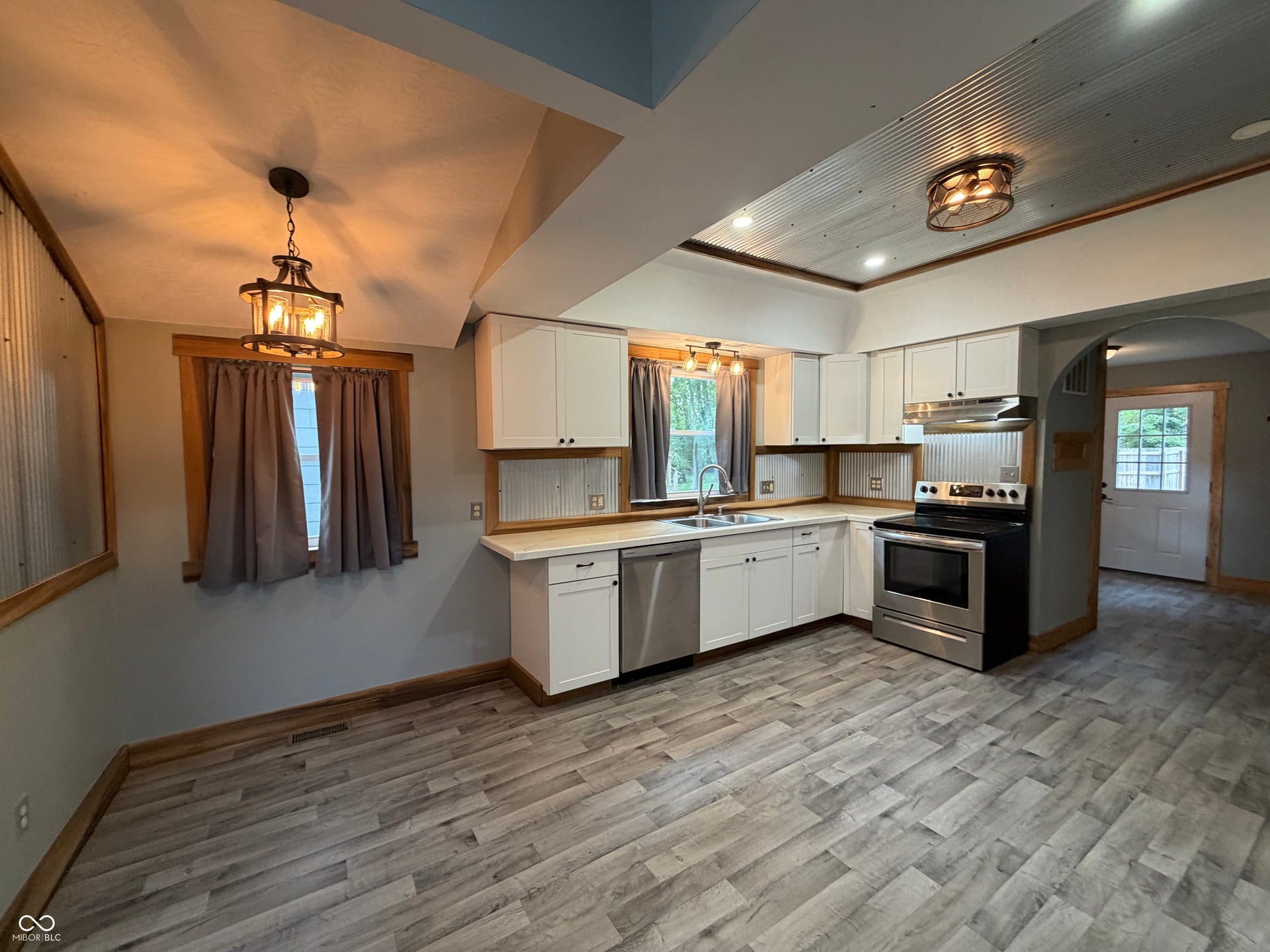 1035 N Sexton Street, Rushville, IN 46173