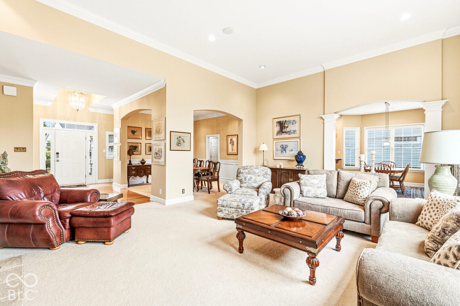Vaulted ceilings with recessed lighting