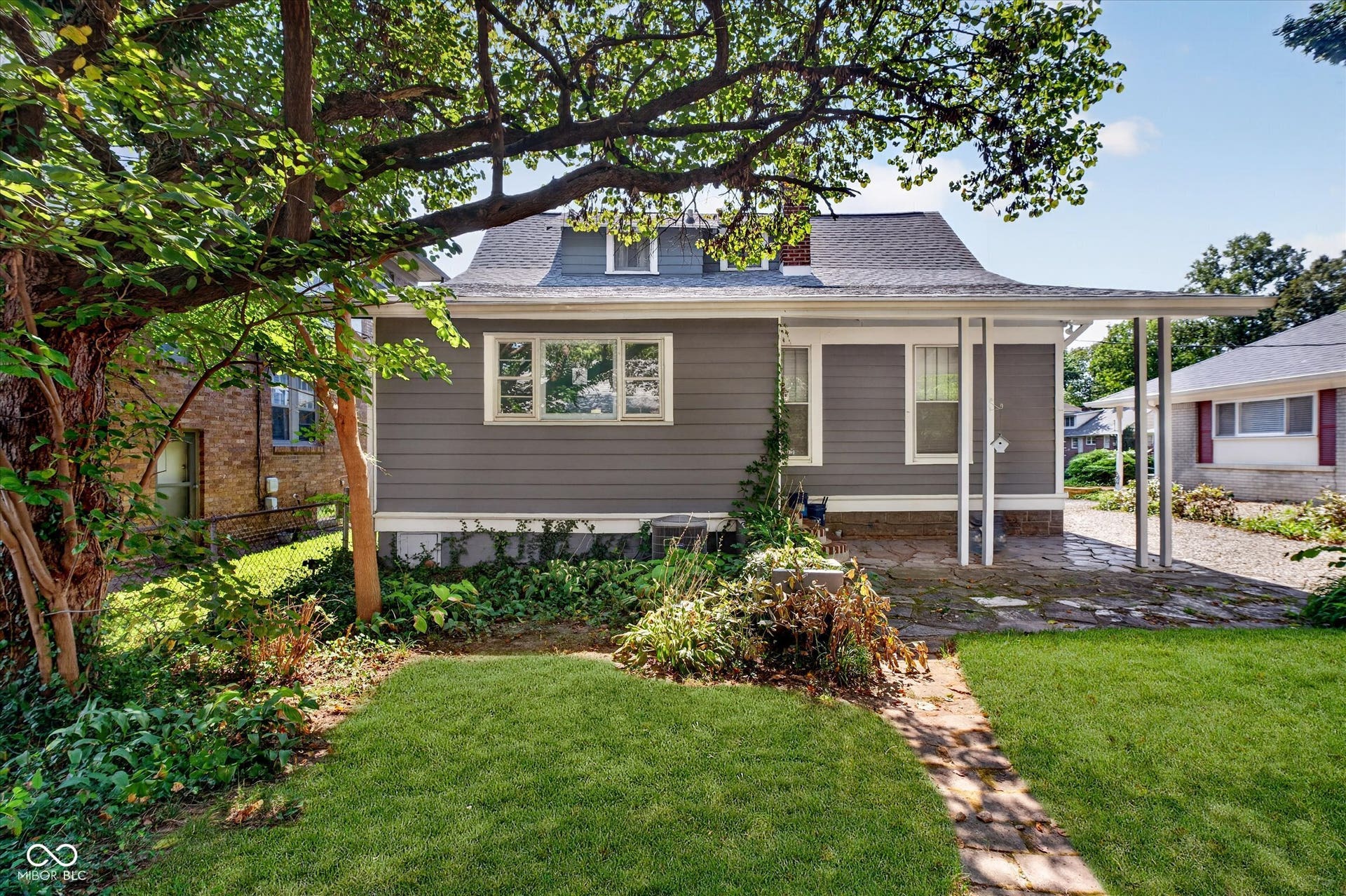 122 E 51st Street, Indianapolis, IN 46205