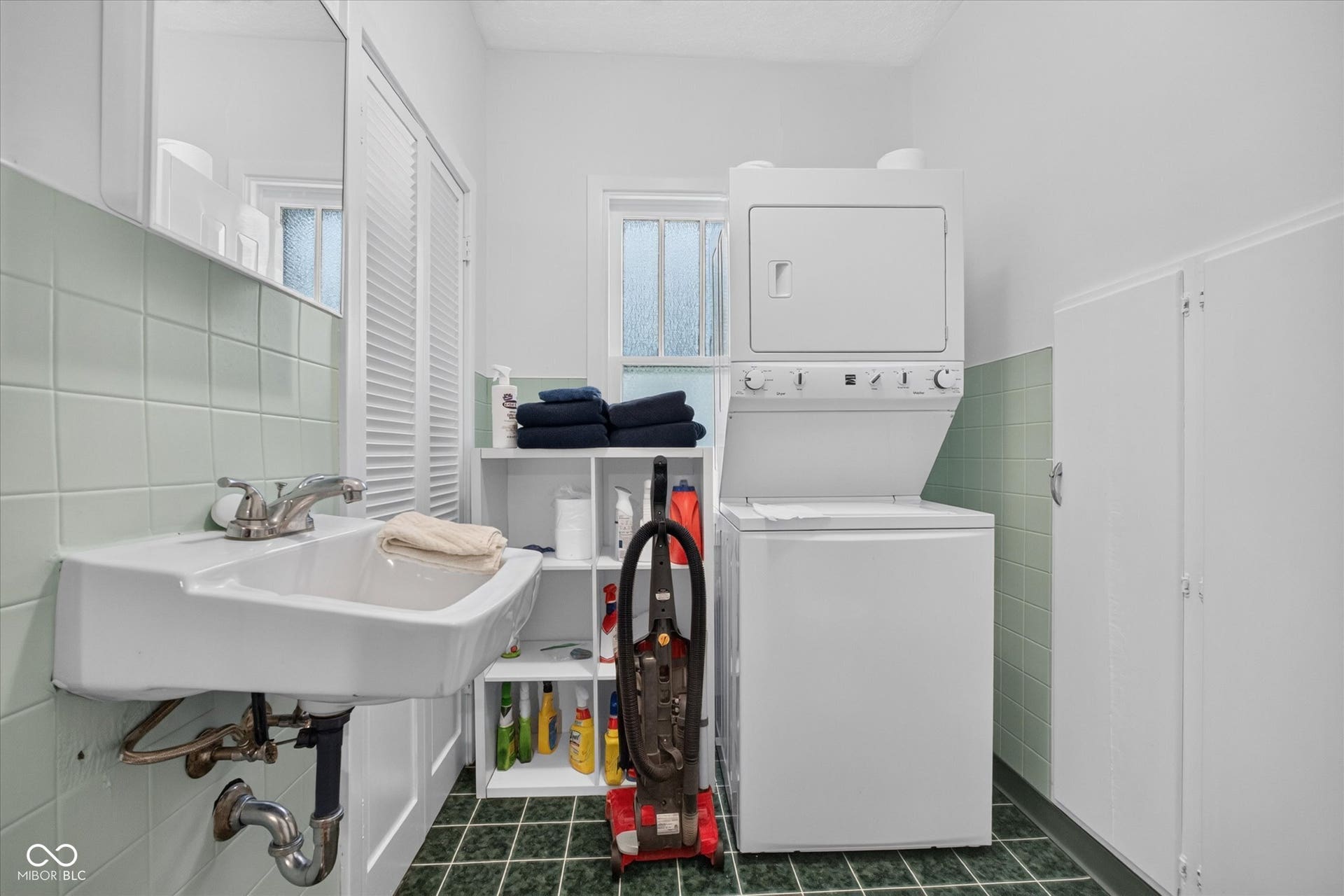 122 E 51st Street, Indianapolis, IN 46205