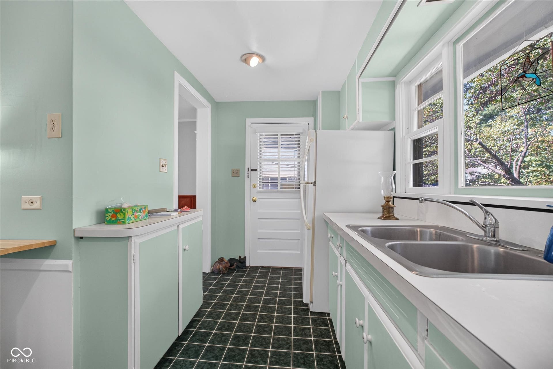 122 E 51st Street, Indianapolis, IN 46205