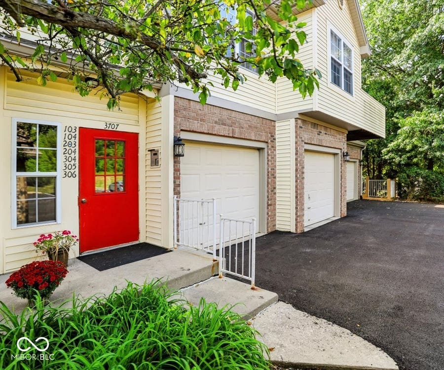Property photo for 3707 E Barrington Drive, Bloomington, IN