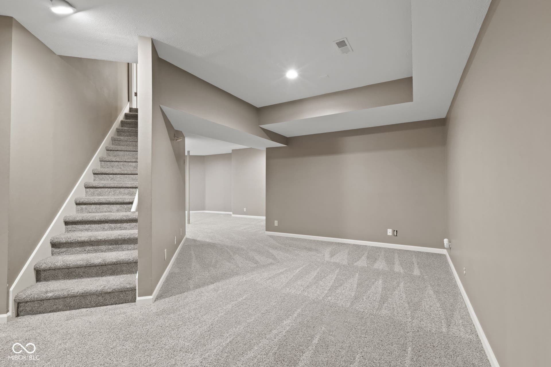 12619 Doe Lane, Indianapolis, IN 46236