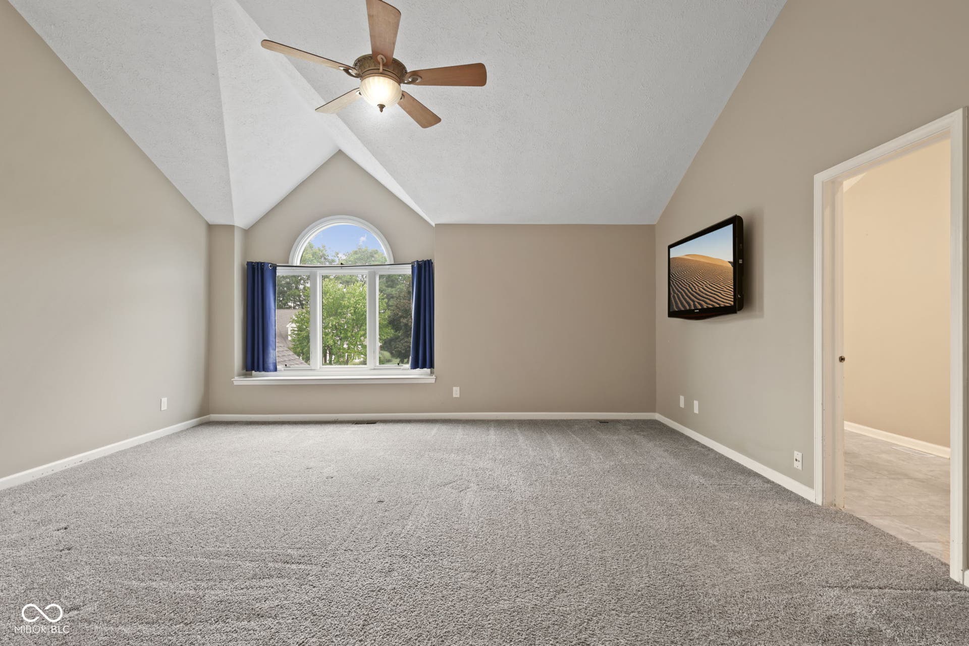 12619 Doe Lane, Indianapolis, IN 46236