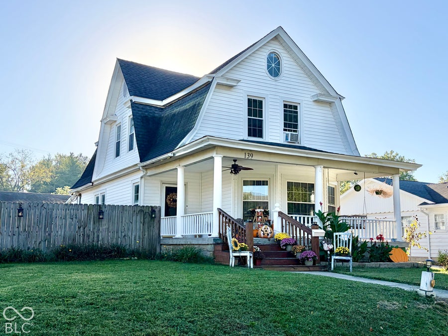 Property photo for 139 Main Street, Hope, IN