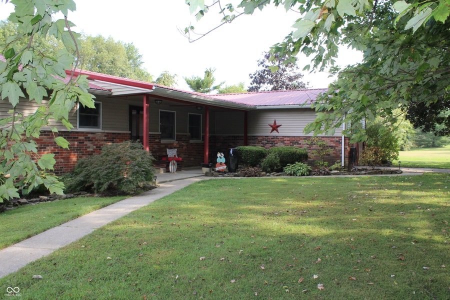 Property photo for 7263 E County Road 800 N, Sunman, IN