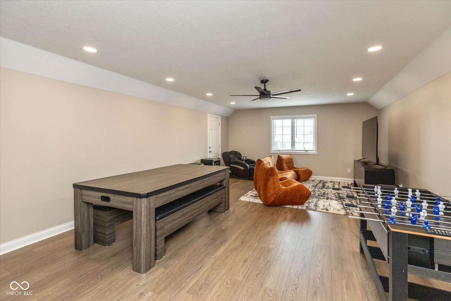 1513 Tottenham, Danville, IN 46122 Recessed lighting, wood-finish flooring, and a ceiling fan