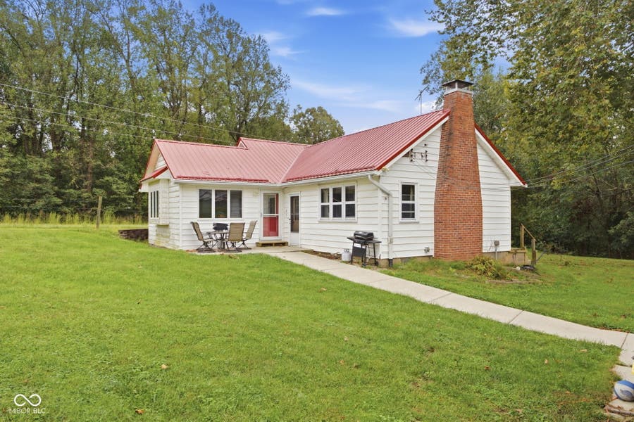 Property photo for 4561 S County Road 325 W, Greencastle, IN