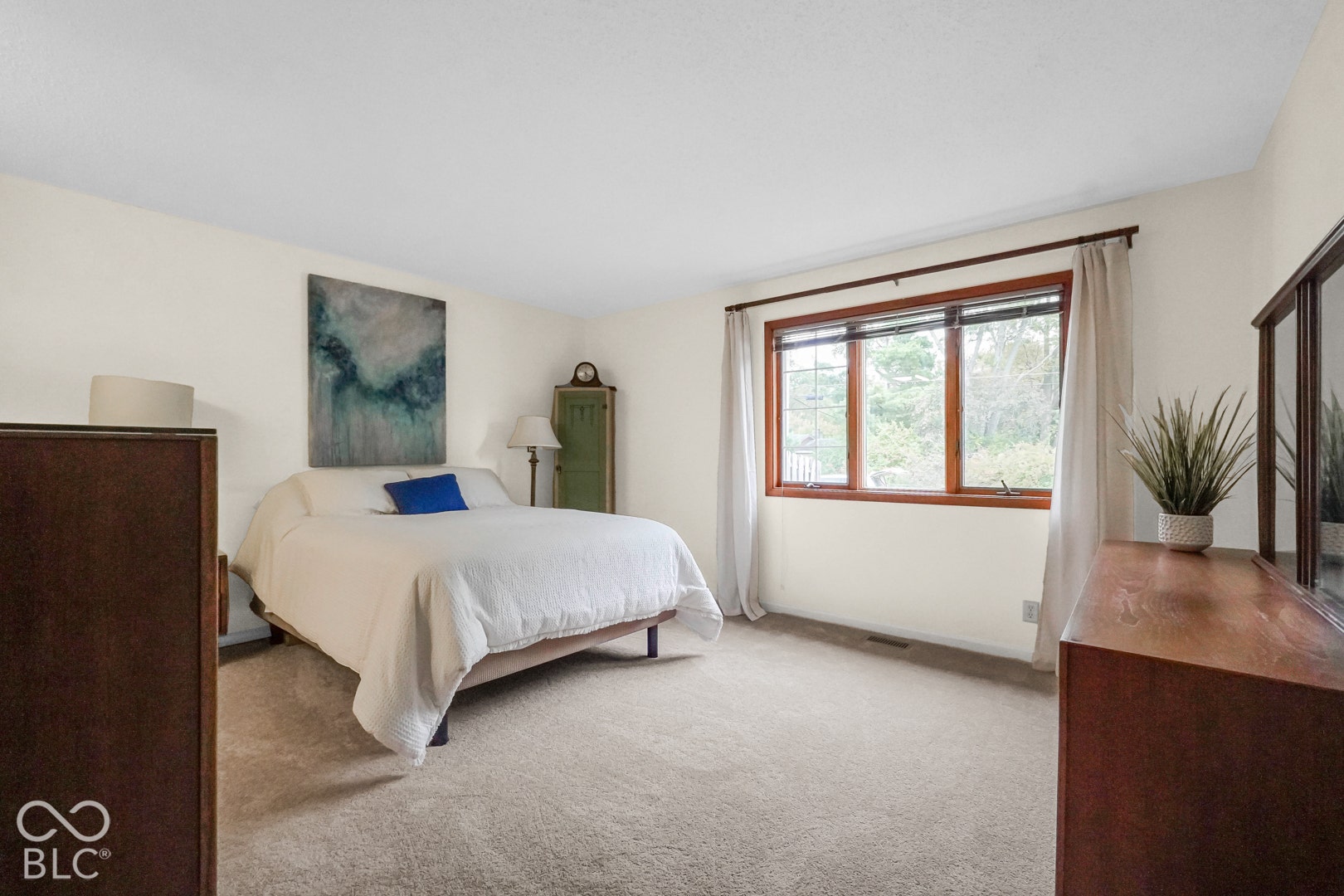 5503 Vin Rose, Indianapolis, IN 46226