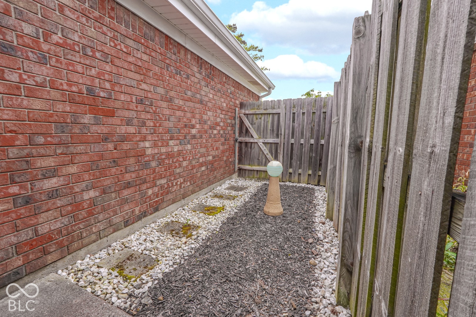 5503 Vin Rose, Indianapolis, IN 46226