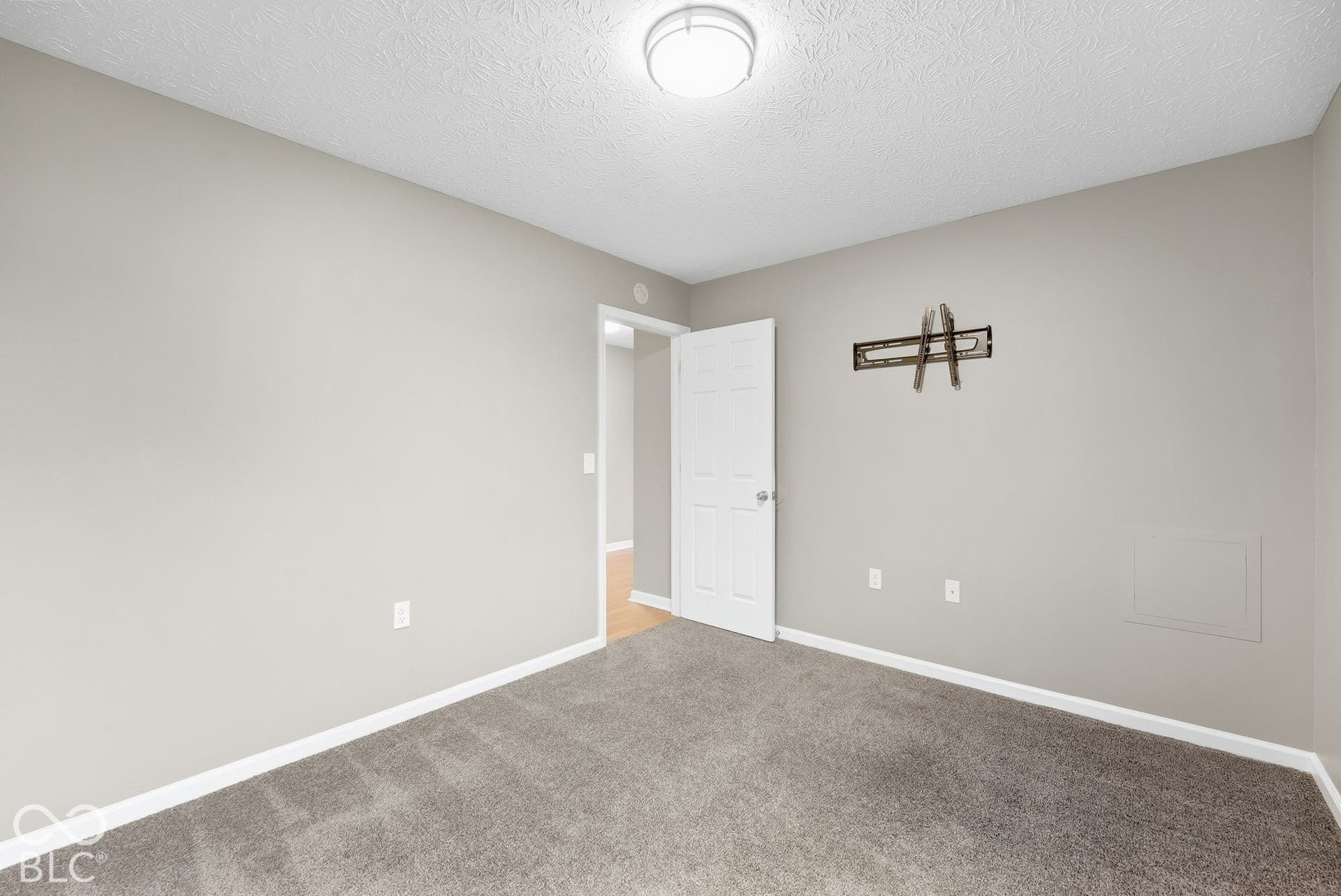 7642 Blackthorn Court, Indianapolis, IN 46236