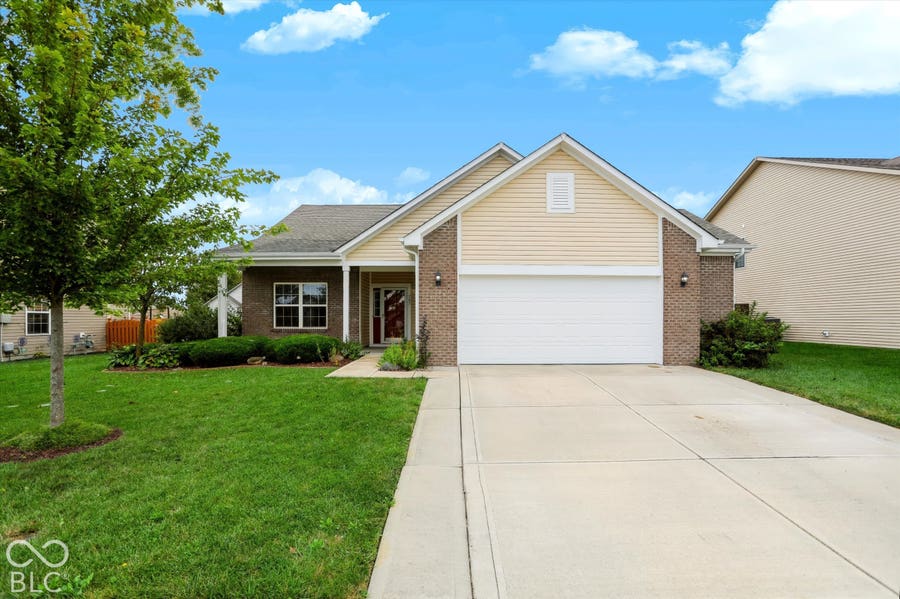 Property photo for 707 Prospector Drive, Greenfield, IN