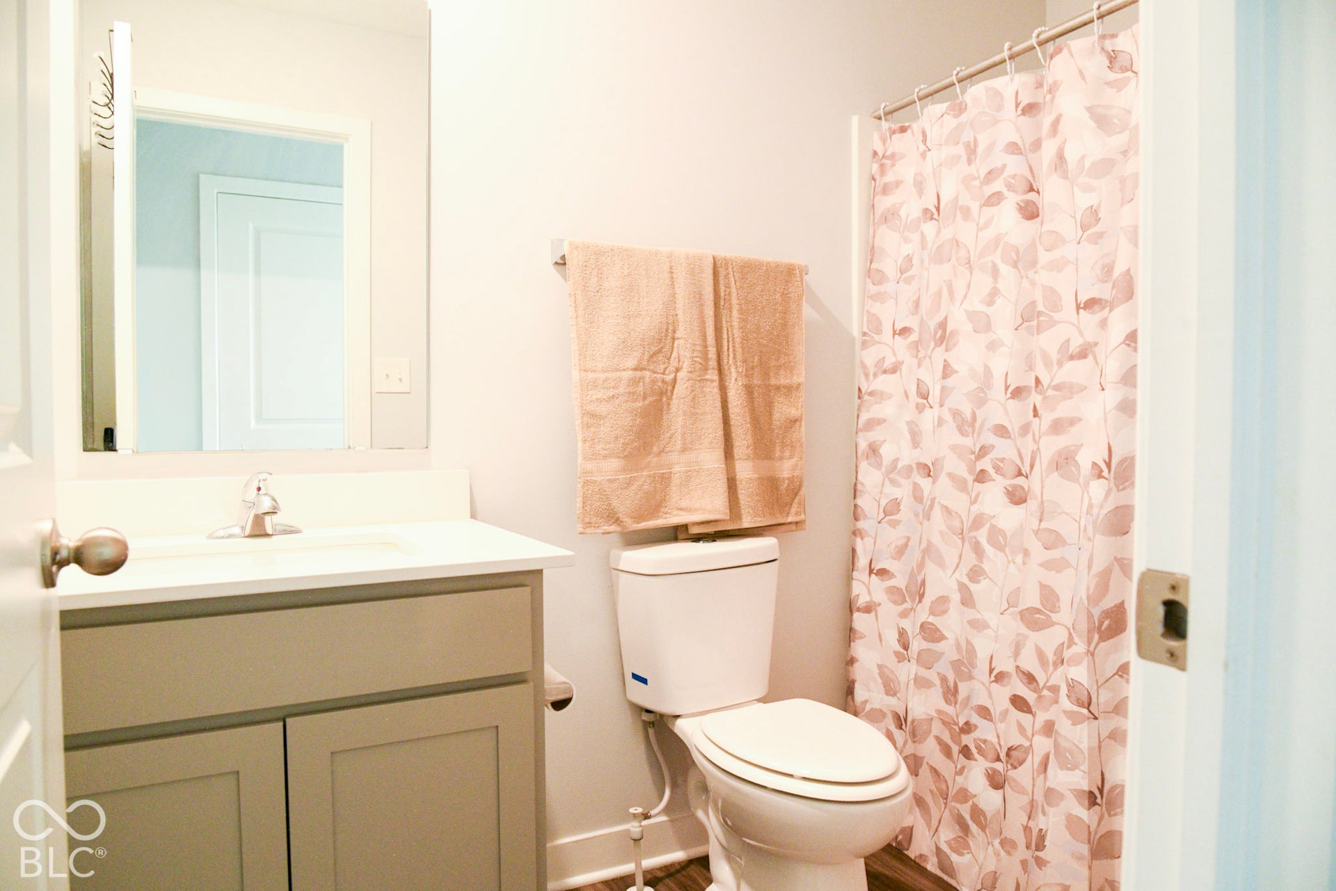 6008 Phillips Drive, Brownsburg, IN 46112 6008 Phillips Drive, Brownsburg, IN 46112