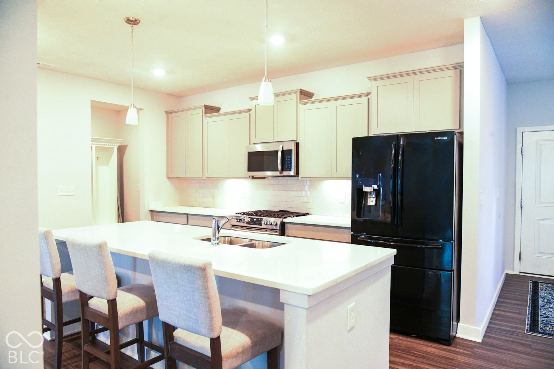 6008 Phillips Drive, Brownsburg, IN 46112 6008 Phillips Drive, Brownsburg, IN 46112
