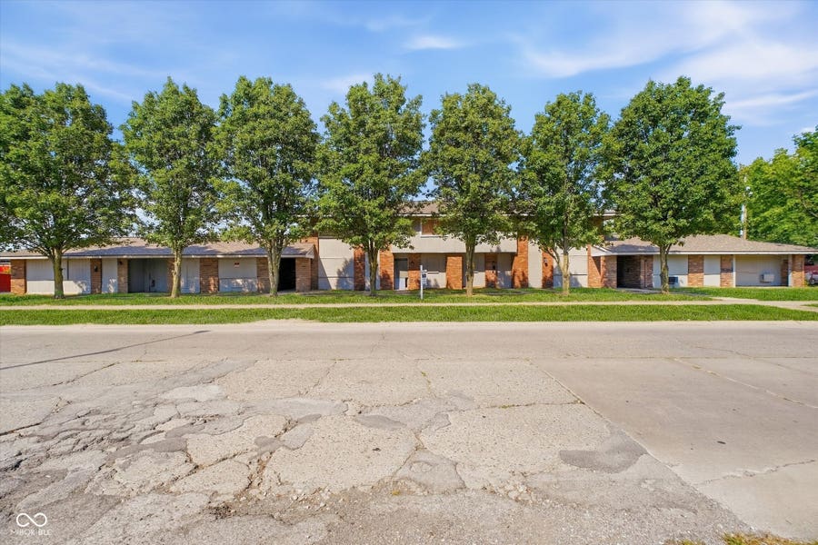 Property photo for 7020 - 7032 Twin Oaks Drive, Indianapolis, IN