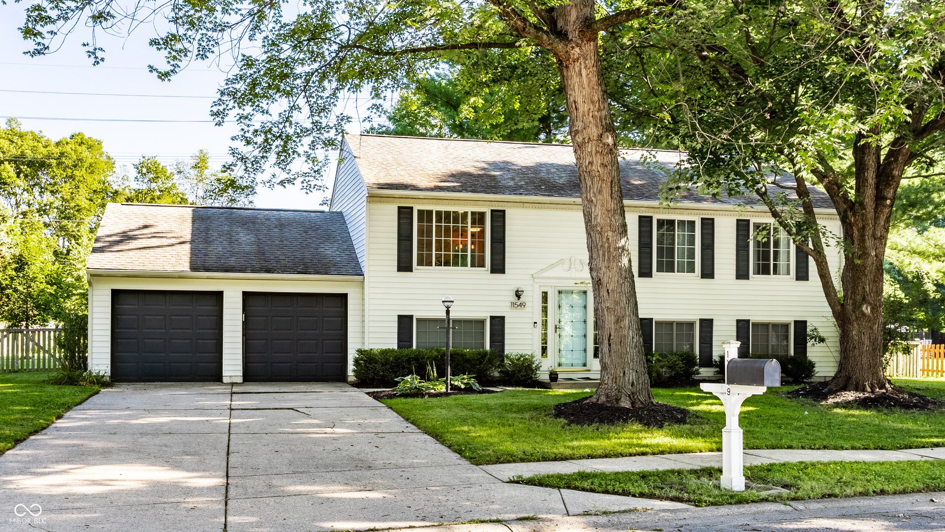 11549 Creek Side Lane, Carmel, IN 46033