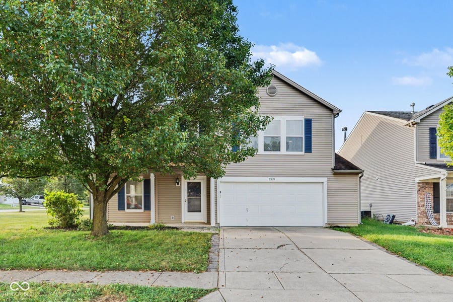 Property photo for 6921 Maywood Circle, Avon, IN
