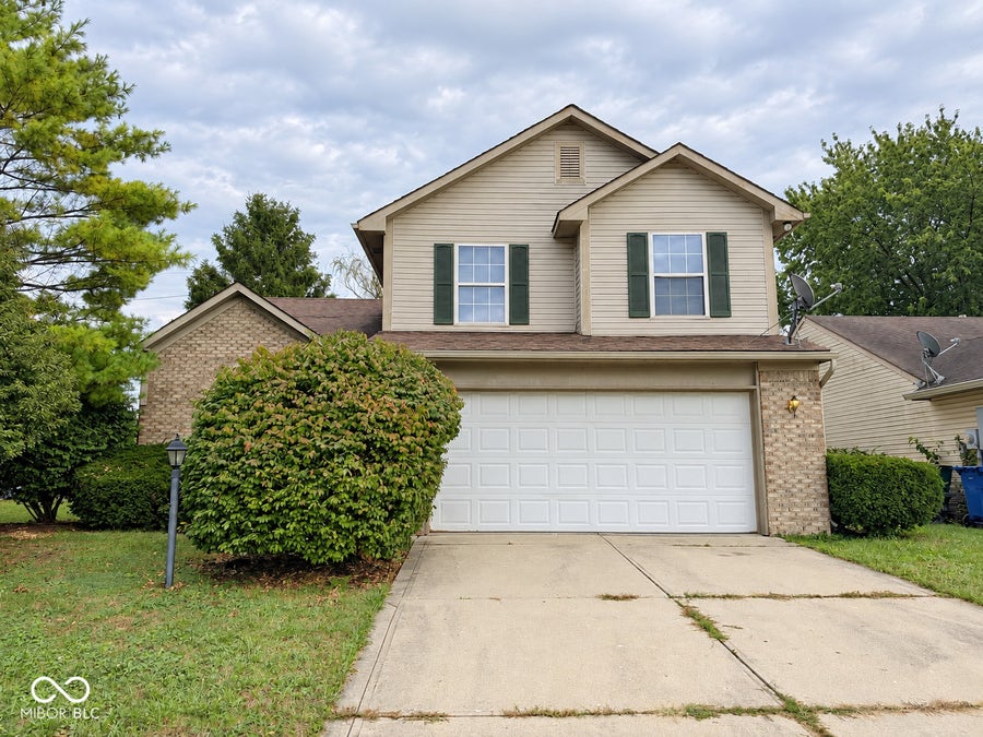 Property photo for 12915 Longleaf Lane, Fishers, IN