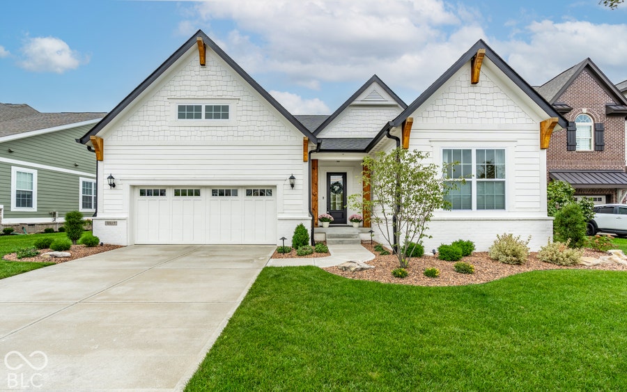 Property photo for 1517 Avondale Drive, Westfield, IN