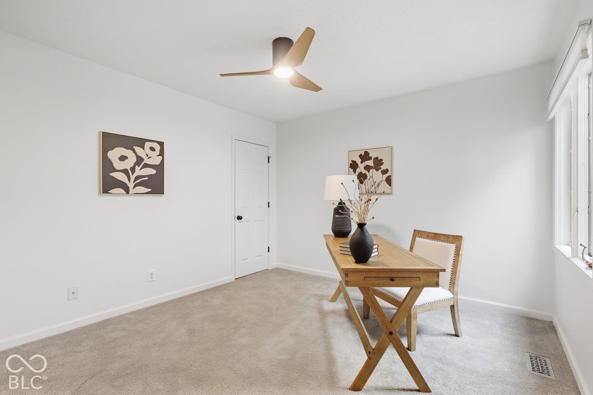 8103 Clearwater Parkway, Indianapolis, IN 46240
