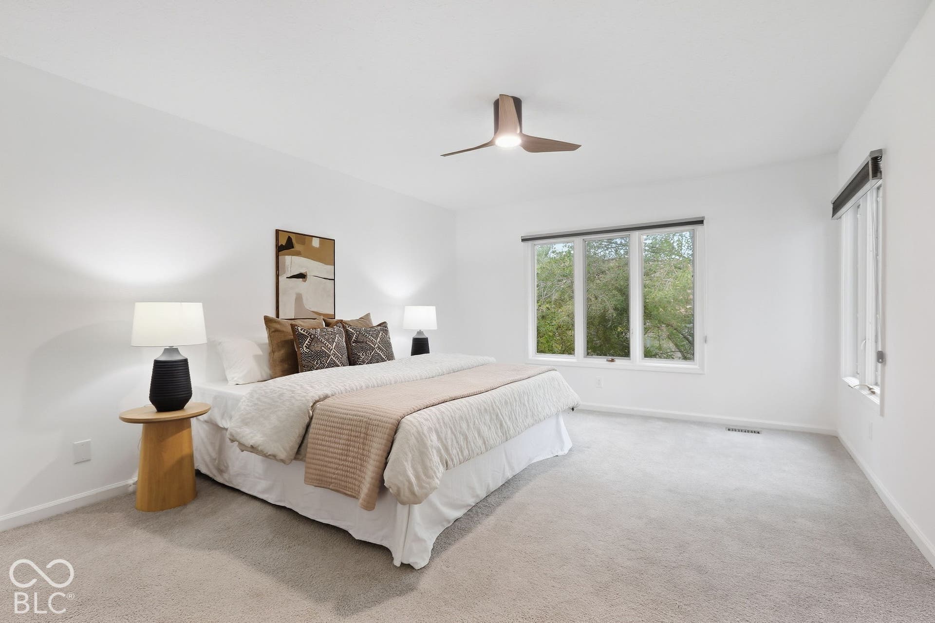 8103 Clearwater Parkway, Indianapolis, IN 46240