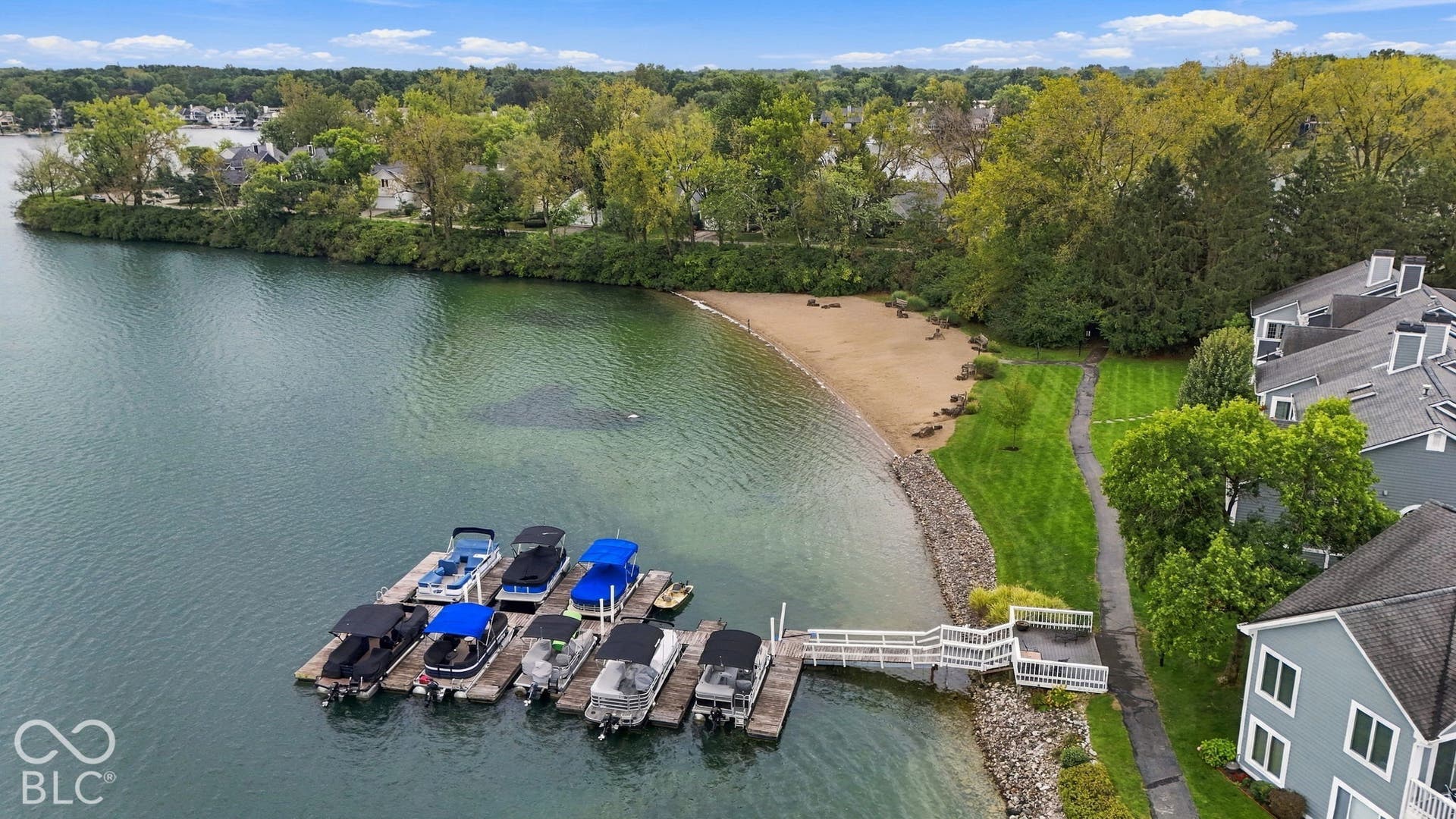 8103 Clearwater Parkway, Indianapolis, IN 46240