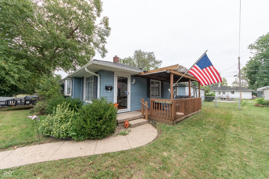 Property photo for 2013 14th Street, Columbus, IN