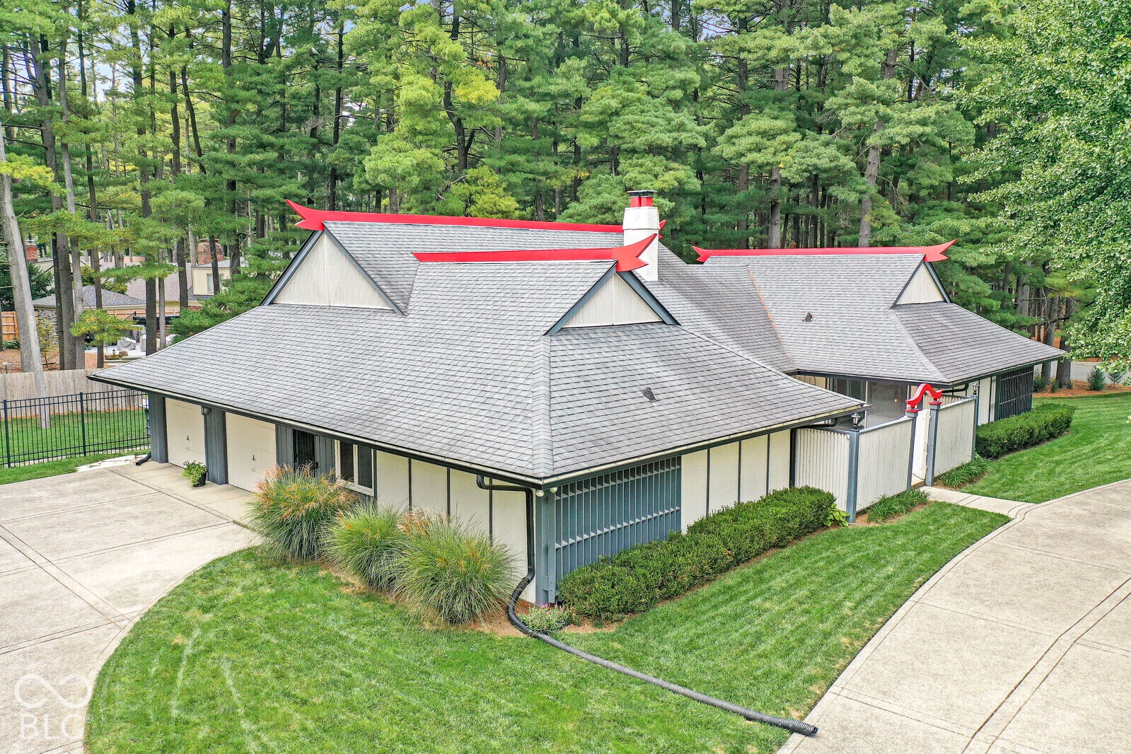 7622 Silverpine Court, Indianapolis, IN 46250 Built by the esteemed builder, John Kleinops. The Pagoda roof and entry courtyard set the tone for this one-of-a kind property. Such a rare opportunity to own a home with this level of architectural character, craftsmanship and individuality.