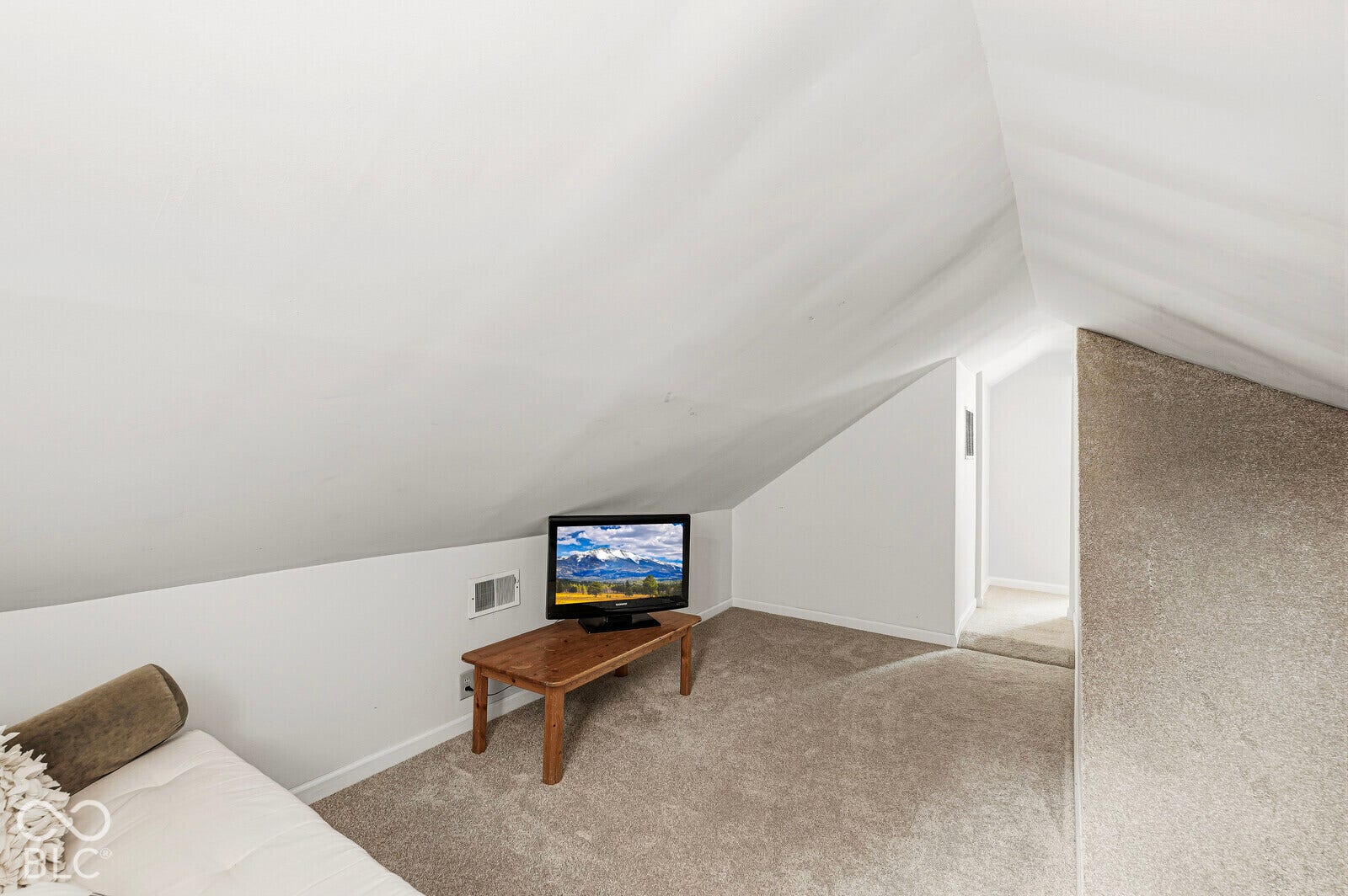 7622 Silverpine Court, Indianapolis, IN 46250 4th bedroom hangout space.