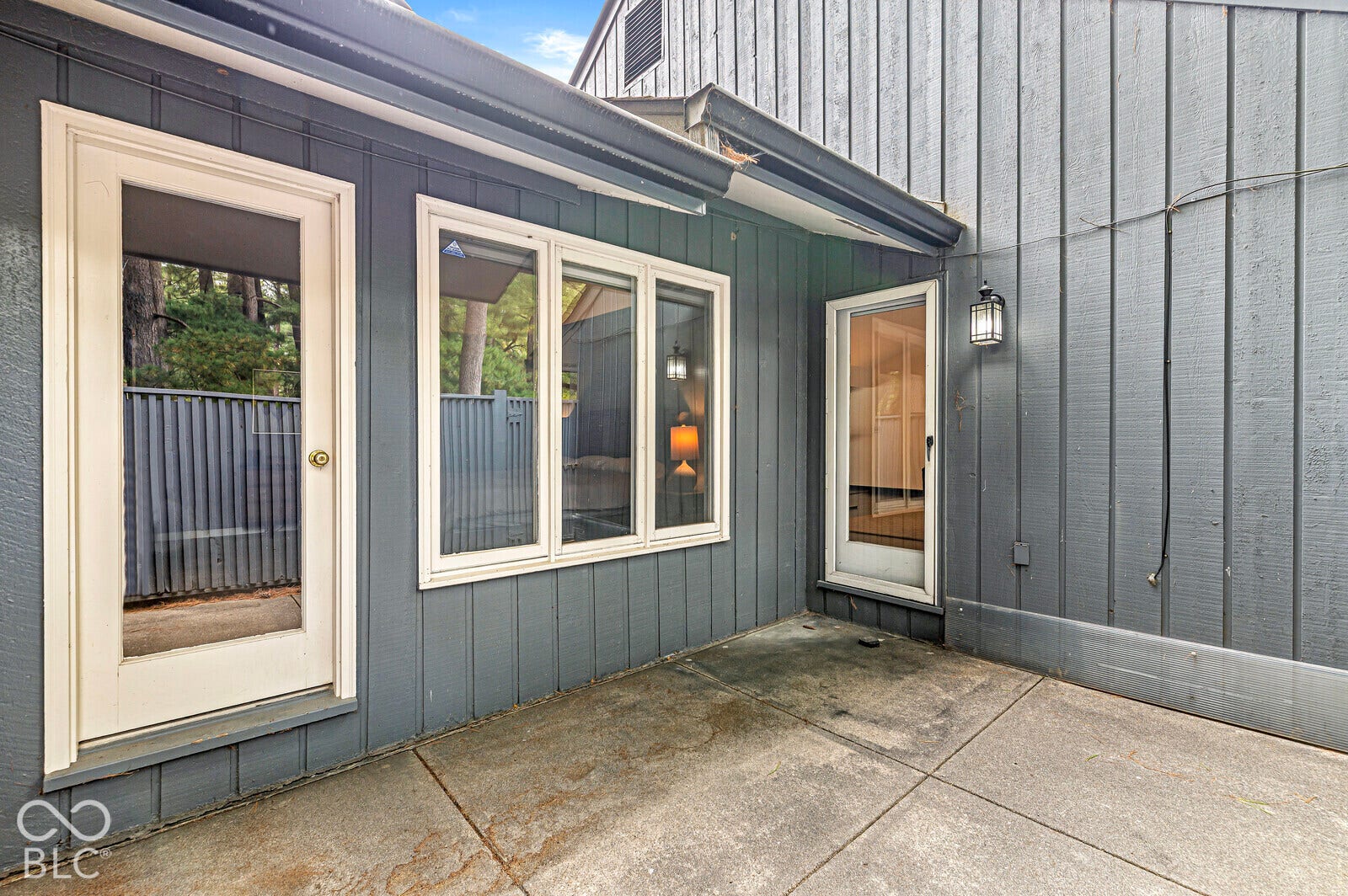 7622 Silverpine Court, Indianapolis, IN 46250 Private courtyard off the primary suite