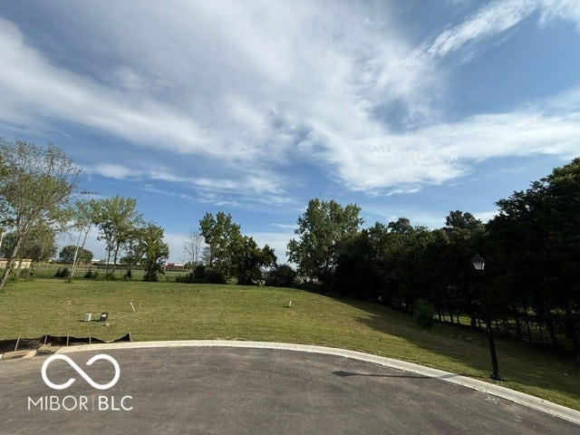 Property photo for 4888 Lakeview Drive, Greenwood, IN